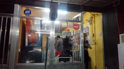 Photos of Maxikiosco Multicenter