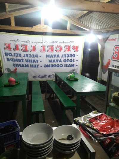 Photos of warung pecel lele cak Badrun