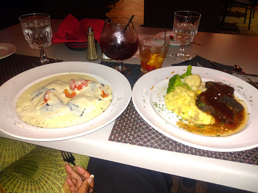 Beau's Grille - Visual
