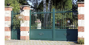 Photo n°2 de W W Europe à Gaillon (Menuisier)