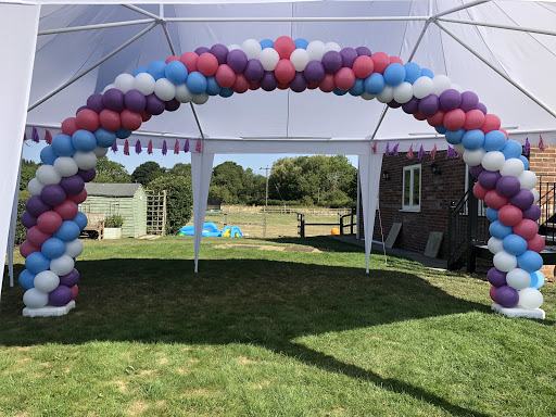Helen’s Balloonz - Thumbnail