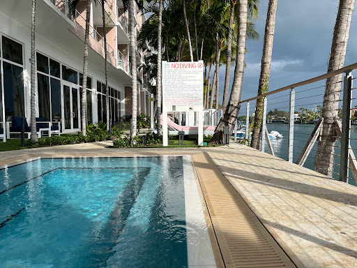 Grand Beach Hotel Bay Harbor - Thumbnail