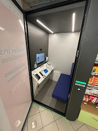 Photo n°2 de Cabine Téléconsultation Médecin Tessan à Beaumont-sur-Sarthe (Pneumologue)