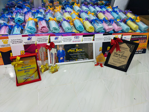 LIME'S CRAFT & SOUVENIR