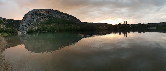 Montmeyan plage