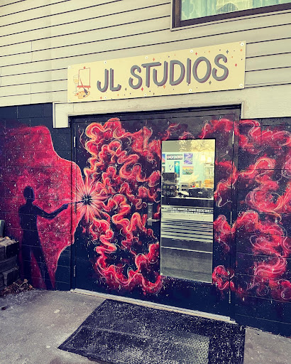 JL Studios - Visual