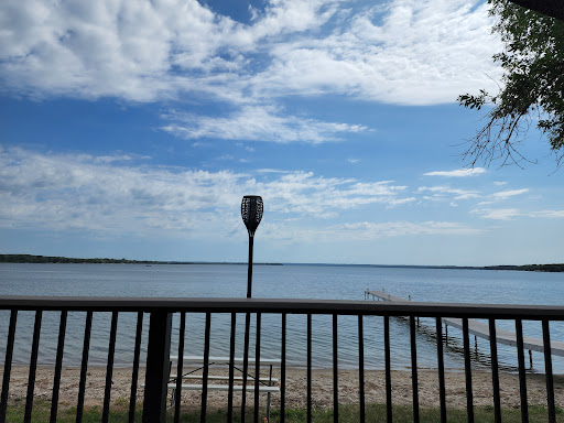 Water's Edge Bar & Restaurant - Thumbnail
