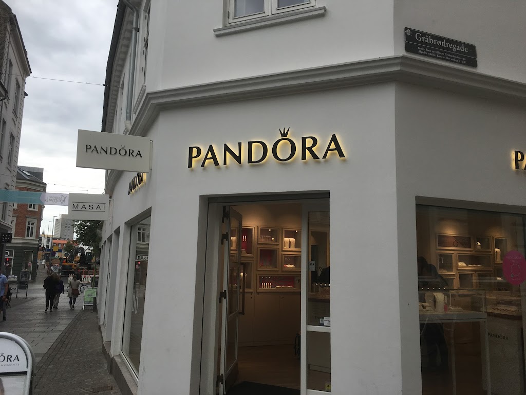 PANDORA City, Aalborg Algade, phone 96 33 07 51, opening