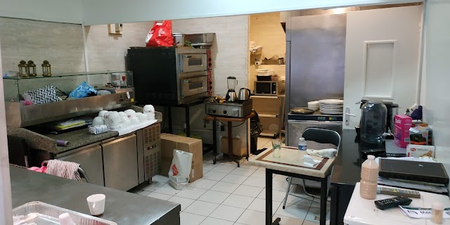 Le 15-17 CHEZ KHAR