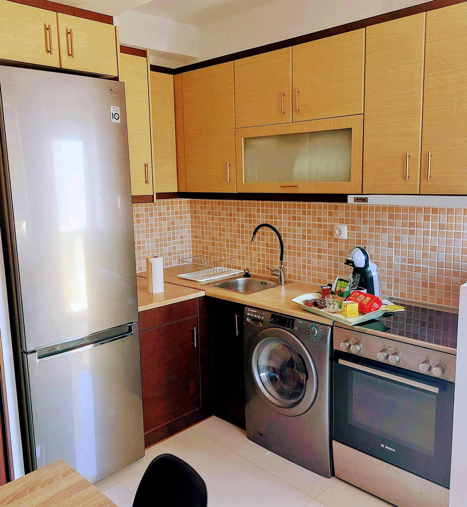 Aelia Sea View Apartments Rafina , close to the Port , Airport & Athens.