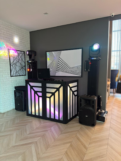 RN Eventos - DJs, Som, Iluminação, Painel de Led, Backdroop, Efeitos Especiais em Manaus