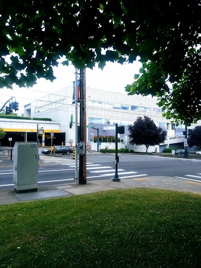 Overlook Park MAX Station