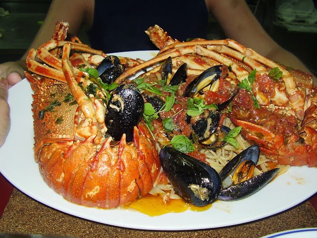 Boukari Beach Fishtaverna