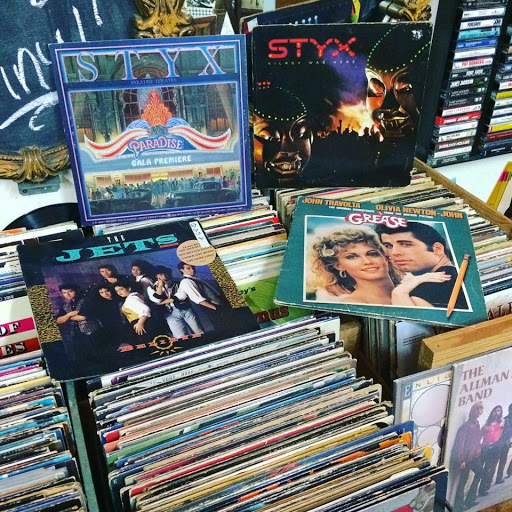 Rethink It Odds & Ends Consignment and Collectibles Inc. - Thumbnail