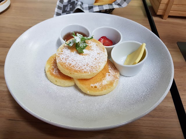 THE COFFEE CLUB - Wireless Road