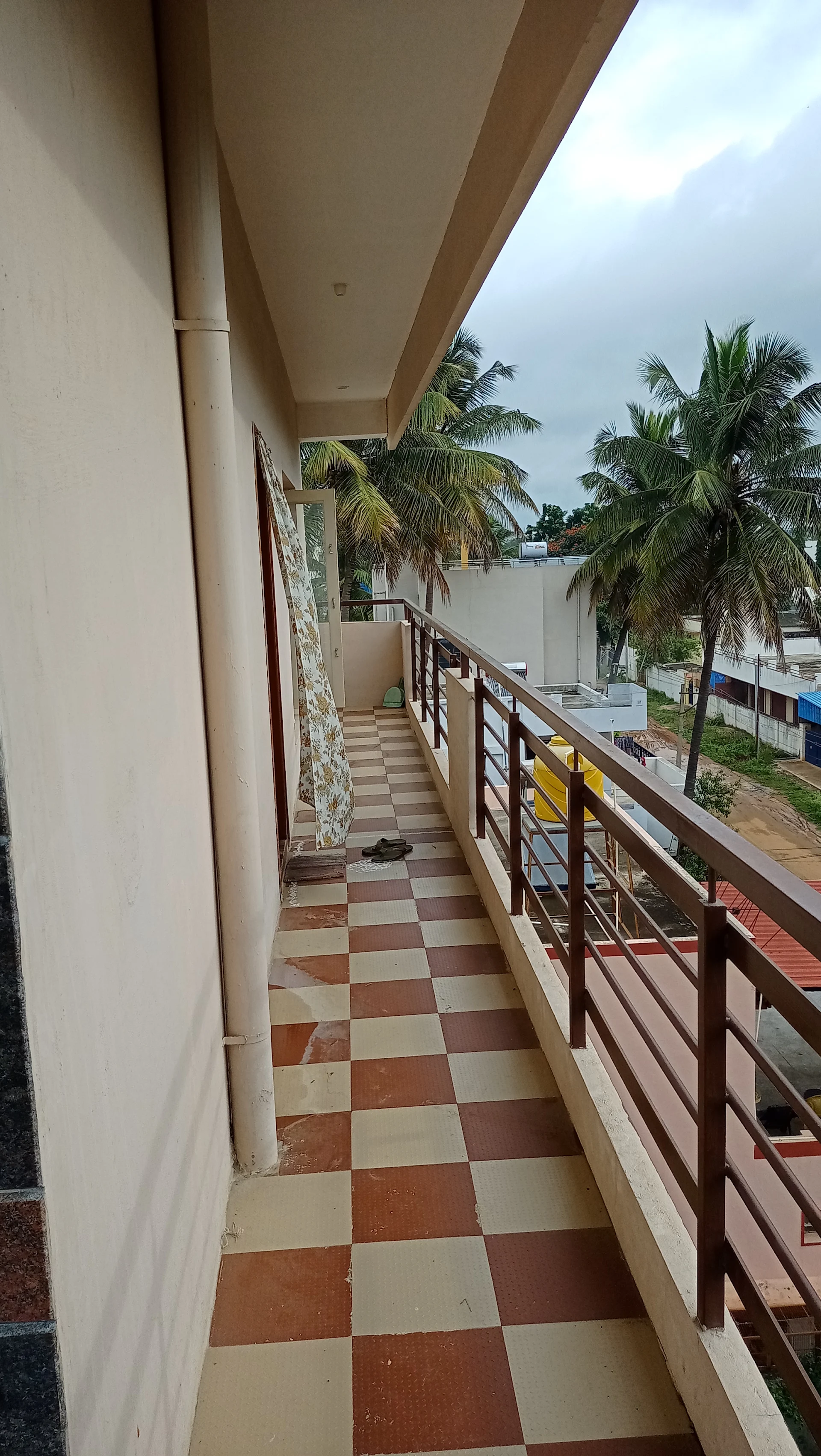 AAM Paying guest and rooms