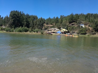 Photos of Caba&ntilde;as R&iacute;o Chovellen