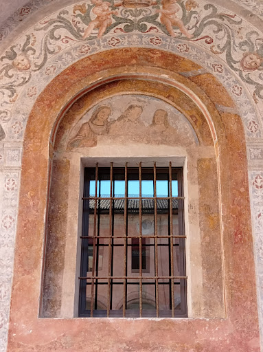 Italian Women's Library - Thumbnail