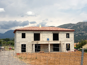 Photo n°7 de SF CONSTRUCTION à Pignans (Charpentier)