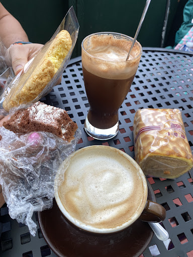 Caffe Trieste - Visual