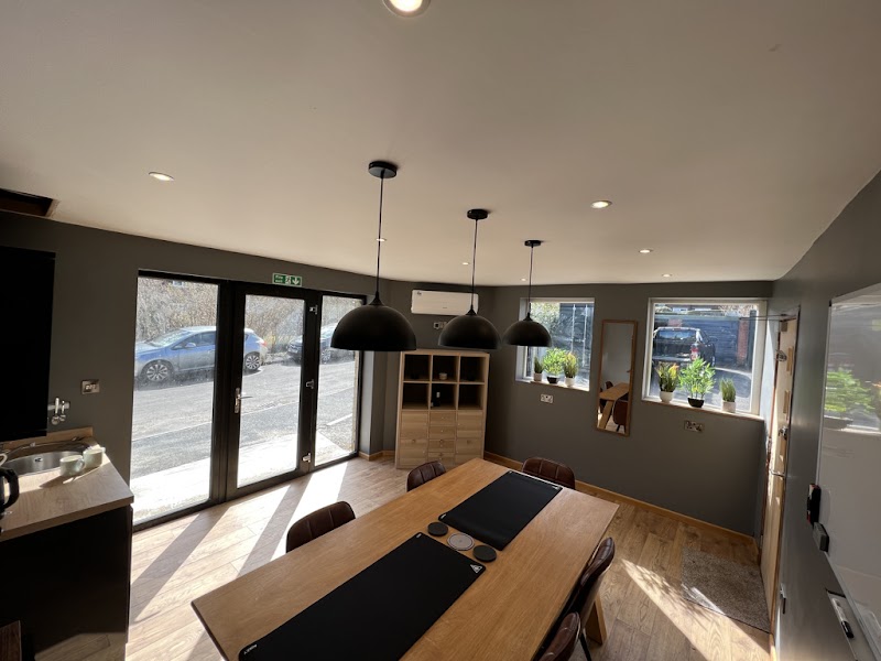 Meltham Office Leasing photo 3