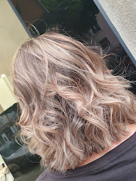 Photo n°9 de Les Coiffeurs du Soleil à Sisteron (Salon de coiffure)