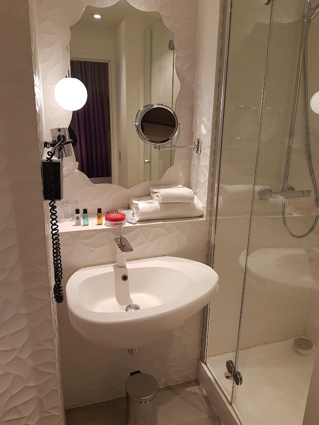 Holiday Inn Paris - Gare De L'est