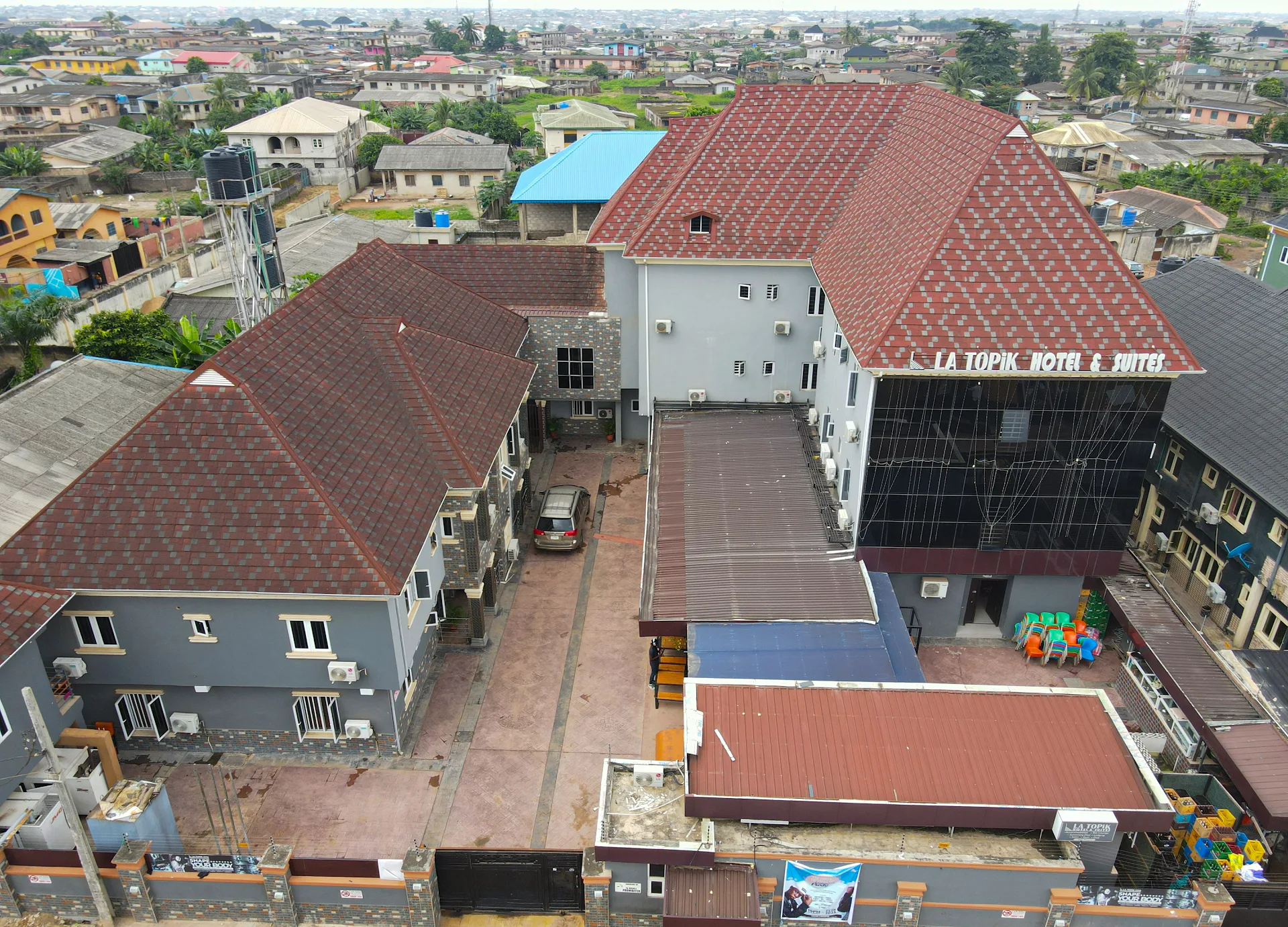 La Topik Hotel & Suites | Hotel In Sango Ota