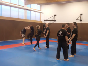 Photo n°3 de Karaté Krav-Maga Karaté-Mix/MMA Venarey-Les laumes à Venarey-les-Laumes (Club de self-defense)