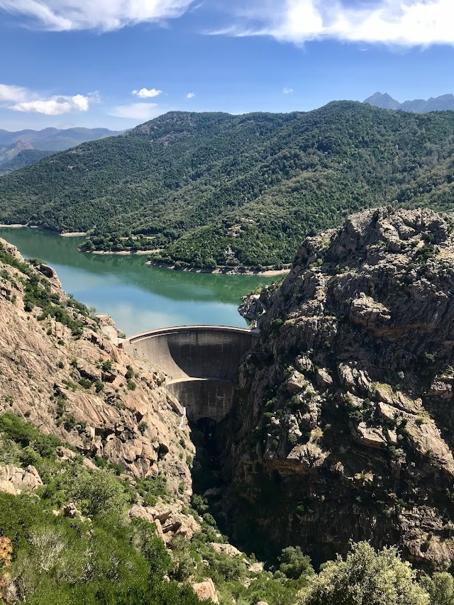 Via Ferrara de Tolla