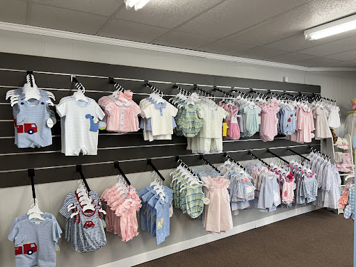 Buttons & Bows Boutique Gallery - United States