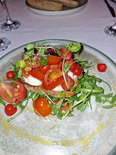 Alba Restaurant Melling - Thumbnail