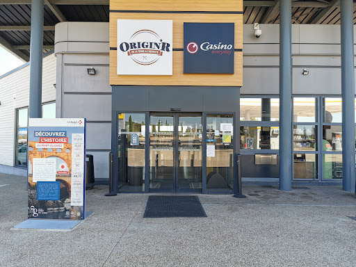 Area Tavel South Service - France