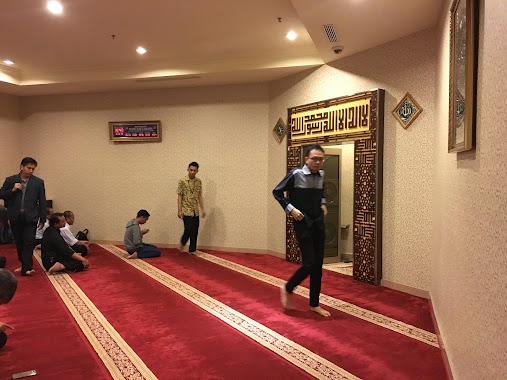 Mushalla Pacific Place 2nd floor (Masjid), Author: Muhammad Rifqi Syauqi