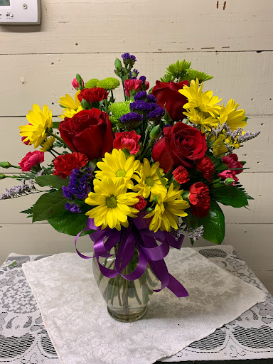 The Gift Shoppe + Flowers