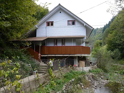 Dim Gora