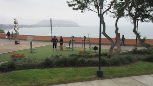 Outdoor Fitness Station, Parque Letonia 0