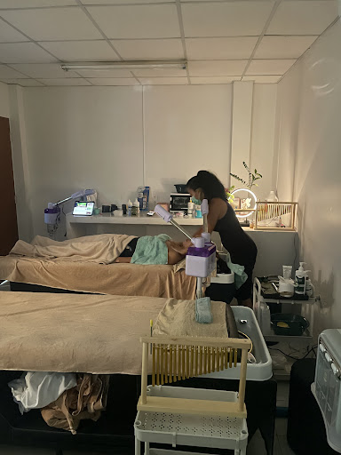 Methur care and massage 2