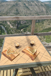 Photo n°64 de Restaurant panoramique le Saltadou à Gorges du Tarn Causses (Point de vue)