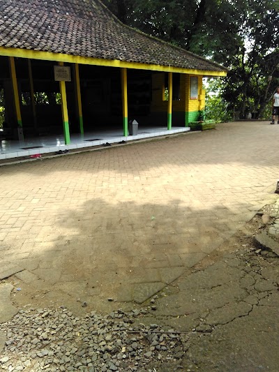 Photos of Wisata Religi Gunung Pucangan