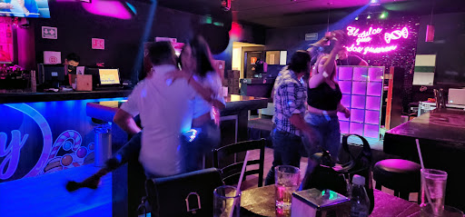 Candy Sport Bar