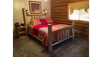 Snowberry Inn Bed & Breakfast