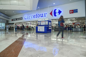 Photo n°6 de Centre Commercial Carrefour Grand Vitrolles à Vitrolles (Magasin de jeux vidéo)
