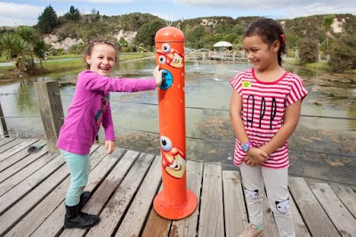 Photos of Huka Prawn Park