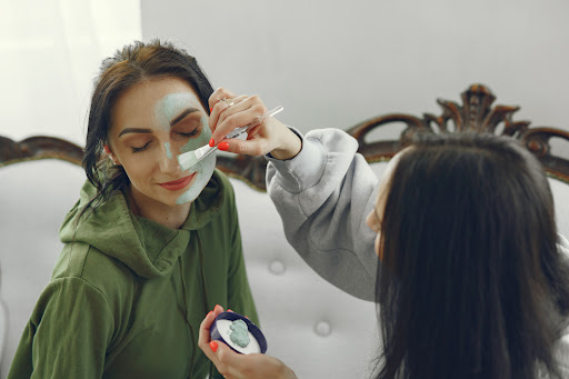 How do I find the best salon in Shimla for my needs? post image