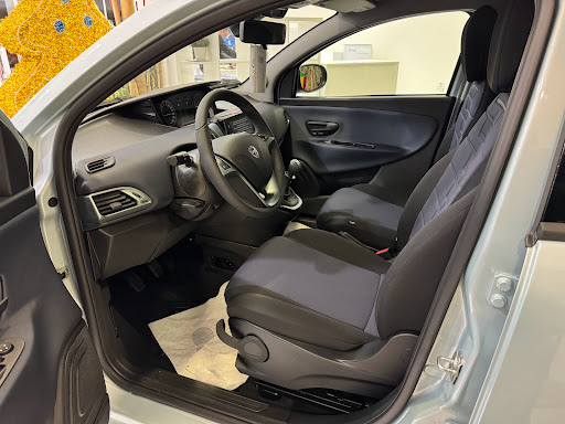 Giustiauto srl - Officina e Magazzino Ricambi - Sede di Pisa Gallery - Italy