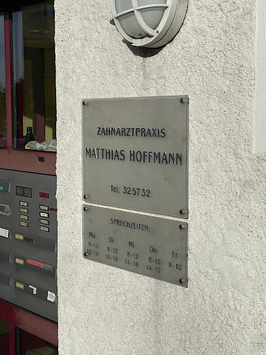 Dentist Matthias Hoffmann