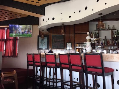 Photos of Garden Paradise Restaurant and Bar