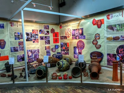 Photos of Museum of Fine Art and Ceramics