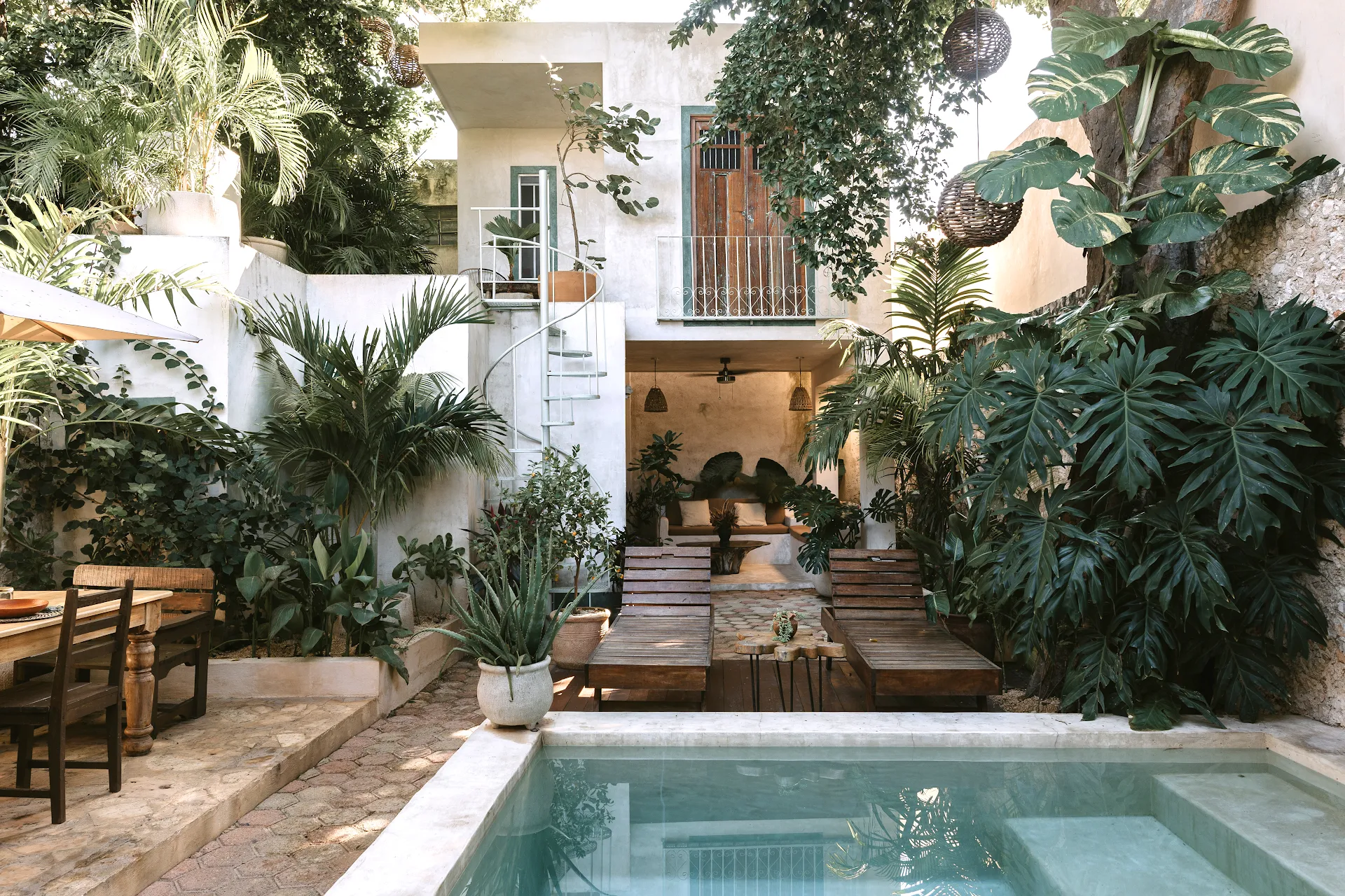 Casa Mezcla